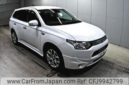 mitsubishi outlander-phev 2013 quick_quick_DLA-GG2W_GG2W-0007902