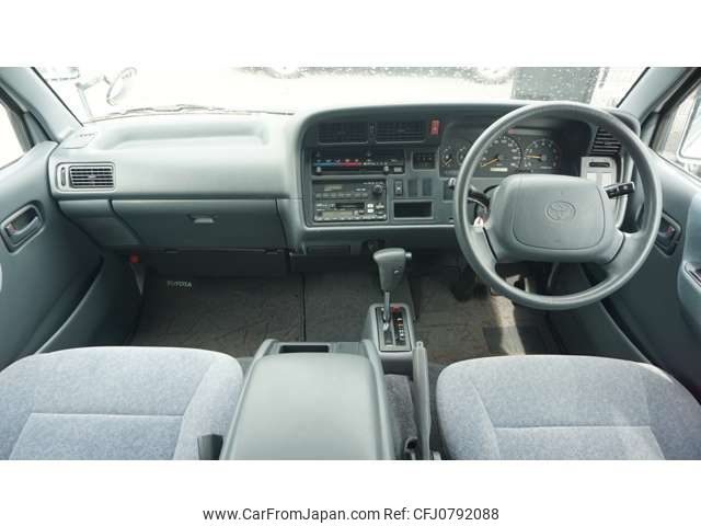 toyota hiace-van 2002 -TOYOTA--Hiace Van GE-RZH112V--RZH112-1013139---TOYOTA--Hiace Van GE-RZH112V--RZH112-1013139- image 2