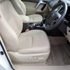 toyota land-cruiser-prado 2020 24433008 image 17