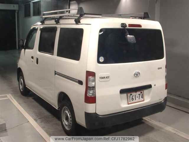toyota townace-van 2022 CFJ1782962 image 2