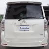 toyota voxy 2010 CFJ1732794 image 2