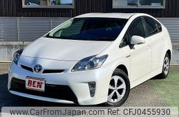 toyota prius 2013 -TOYOTA--Prius DAA-ZVW30--ZVW30-5666609---TOYOTA--Prius DAA-ZVW30--ZVW30-5666609-