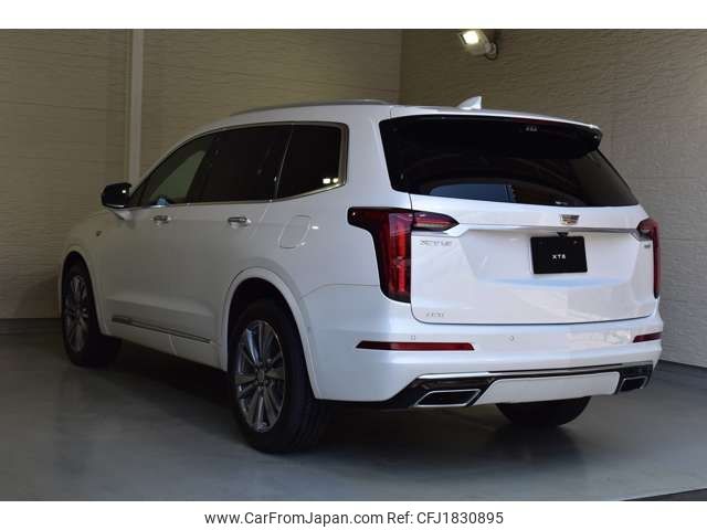 cadillac xt6 2021 CFJ1830895 image 2