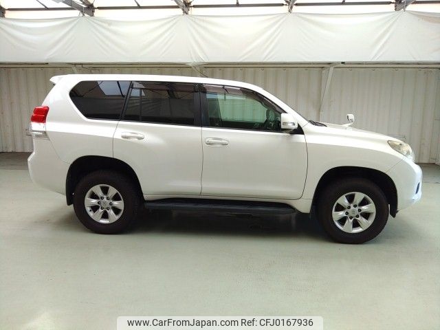 toyota land-cruiser-prado 2010 ENHANCEAUTO_1_ea287133 image 2