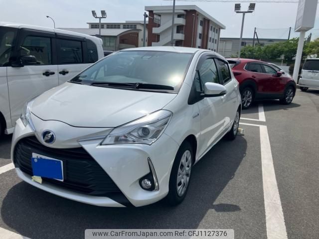 toyota vitz 2017 -TOYOTA--Vitz DAA-NHP130--NHP130-2009022---TOYOTA--Vitz DAA-NHP130--NHP130-2009022- image 1
