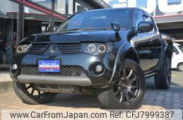 mitsubishi triton 2009 CFJ7999387