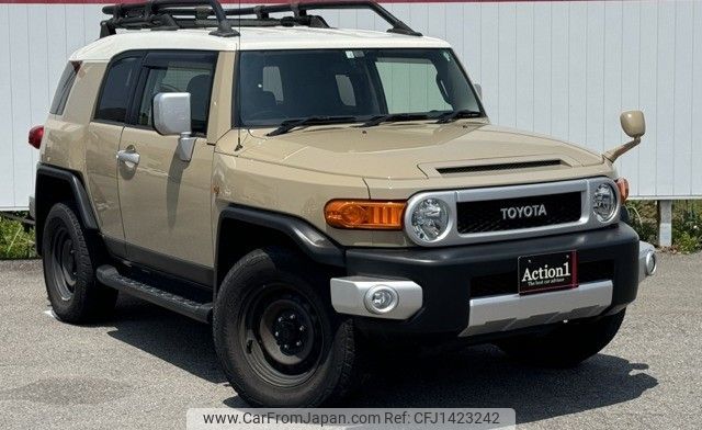toyota fj-cruiser 2016 360 image 1
