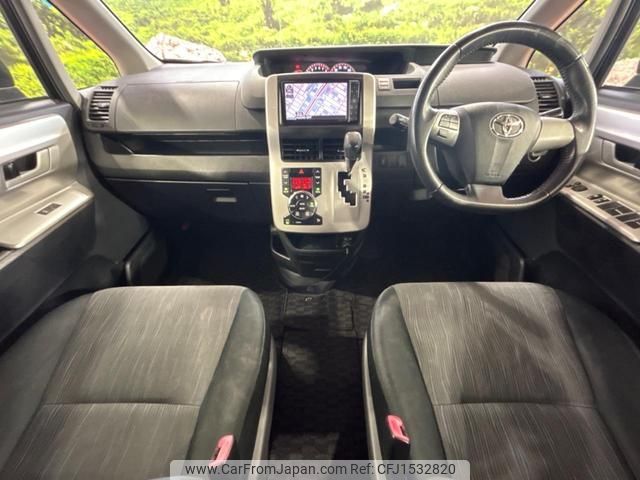 toyota noah 2010 CFJ1532820 image 2