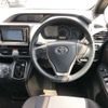 toyota noah 2018 -TOYOTA--Noah DBA-ZRR85G--ZRR85-0104821---TOYOTA--Noah DBA-ZRR85G--ZRR85-0104821- image 7