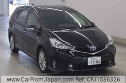 toyota prius-α undefined CFJ1536326