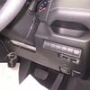 toyota rav4 2019 CFJ1735815 image 9