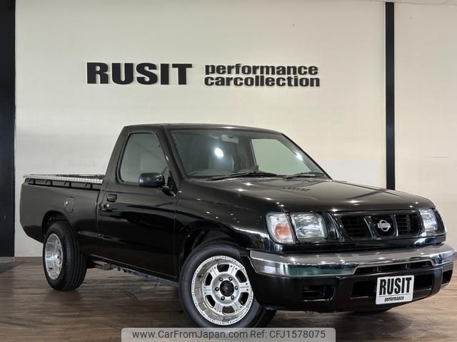 nissan dutsun-truck 2002 CFJ1578075 image 2