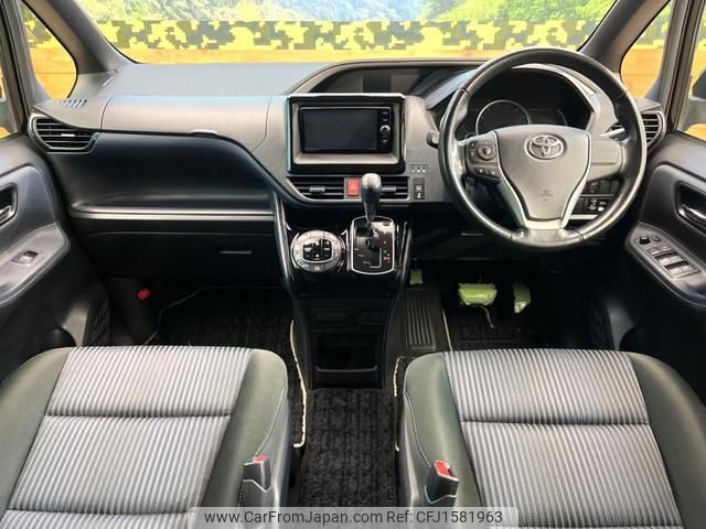 toyota voxy 2017 CFJ1581963 image 2