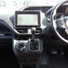 toyota voxy 2015 CFJ1601588 image 7