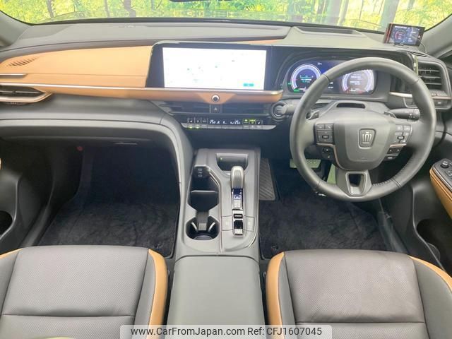 toyota crown 2023 CFJ1607045 image 2