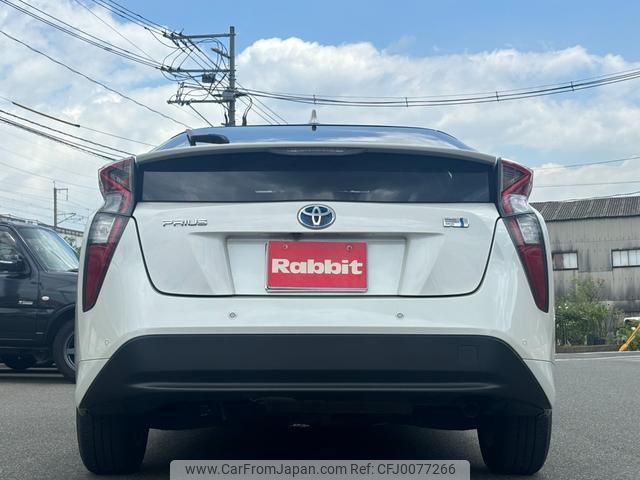 toyota prius 2017 quick_quick_ZVW50_ZVW50-8049705 image 2