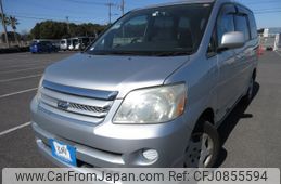 toyota noah 2005 Y2025020172A-12