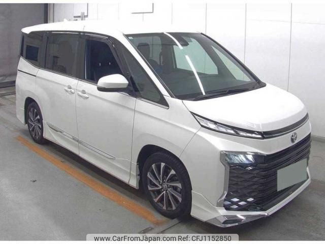 toyota voxy 2023 quick_quick_6BA-MZRA90W_0078993 image 1