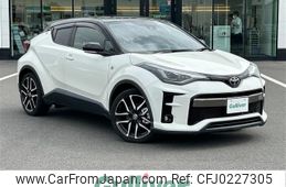 toyota c-hr 2020 -TOYOTA--C-HR 6AA-ZYX11--ZYX11-2025300---TOYOTA--C-HR 6AA-ZYX11--ZYX11-2025300-