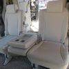toyota noah 2010 GOO_JP_700055065930201110001 image 22