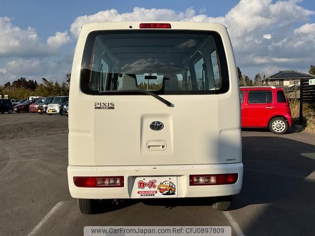 2016 Toyota Pixis Van S321M - Car Price $3,810