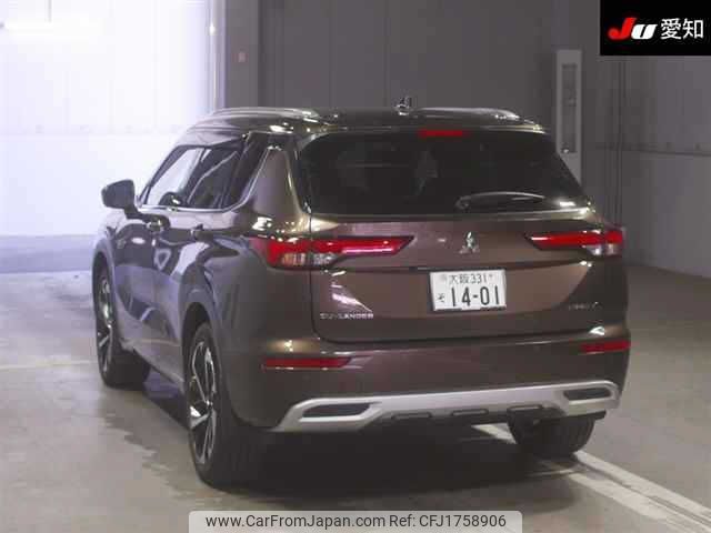mitsubishi outlander-phev 2024 CFJ1758906 image 2