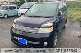 toyota voxy 2005 CFJ1838543