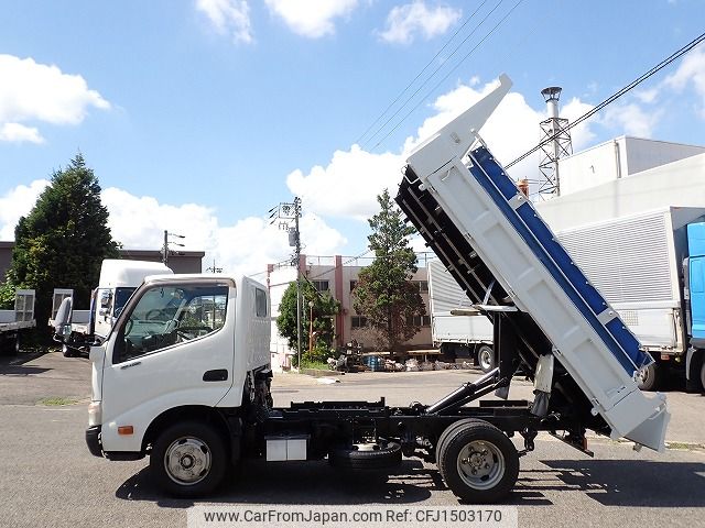 hino dutro 2013 25411907 image 2