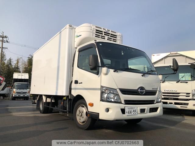 hino dutro 2019 GOO_NET_EXCHANGE_0209116A30250130W001 image 1