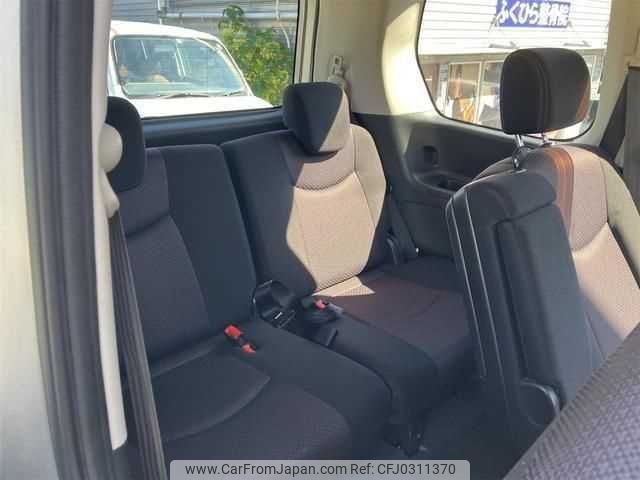 nissan serena 2011 TE3062 image 2