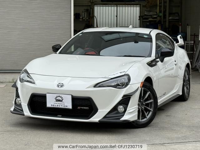 toyota 86 2014 quick_quick_ZN6_049021 image 1