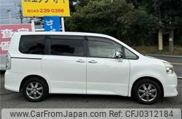 toyota voxy 2008 TE2240