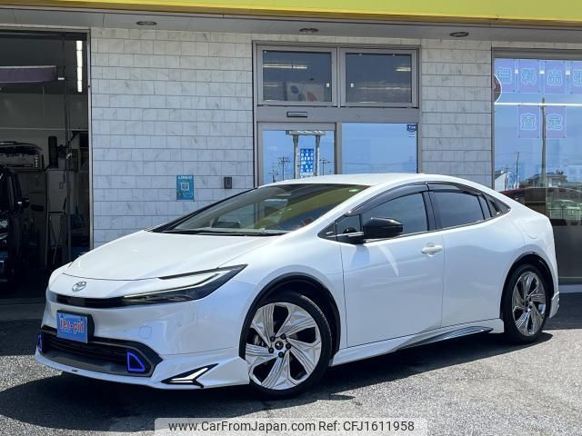 toyota prius 2023 CFJ1611958 image 1
