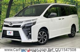 toyota voxy 2018 CFJ1547508