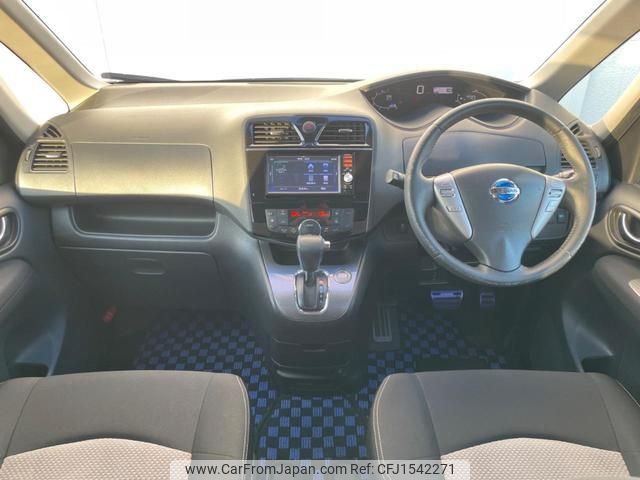 nissan serena 2016 CFJ1542271 image 2