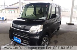 daihatsu tanto 2018 CFJ1831610