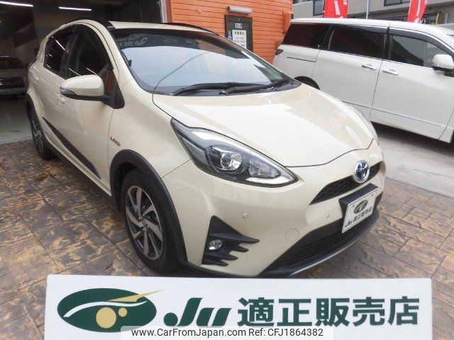 toyota aqua 2018 CFJ1864382 image 1