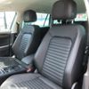 volkswagen passat-variant 2018 quick_quick_DBA-3CCZE_WVWZZZ3CZJE104884 image 6