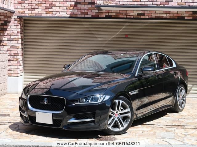 jaguar xe 2016 CFJ1648311 image 1
