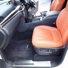 lexus lx-570 2020 24232107 image 17
