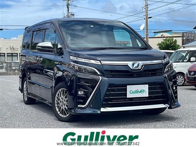 toyota voxy 2019 -TOYOTA--Voxy DAA-ZWR80W--ZWR80-0406104---TOYOTA--Voxy DAA-ZWR80W--ZWR80-0406104- image 1