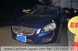 volvo v60 2012 CFJ1834731