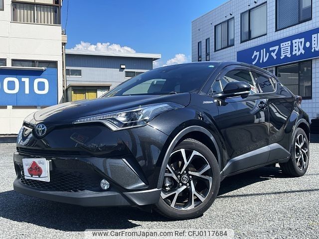 toyota c-hr 2017 -TOYOTA--C-HR DAA-ZYX10--ZYX10-2037377---TOYOTA--C-HR DAA-ZYX10--ZYX10-2037377- image 1