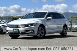volkswagen passat-variant 2024 CFJ1850221