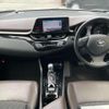 toyota c-hr 2018 quick_quick_DAA-ZYX10_ZYX10-2159285 image 2