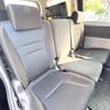 toyota voxy 2009 CFJ1653618 image 7