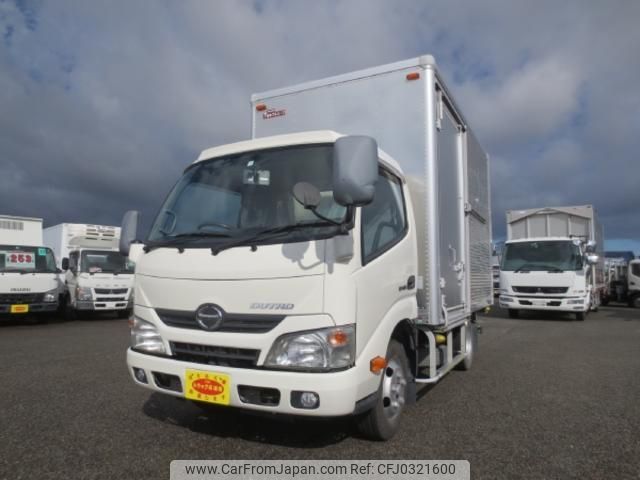 hino dutro 2016 GOO_NET_EXCHANGE_1161178A30241009W001 image 1