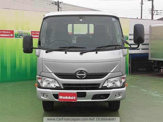 hino dutro 2019 GOO_NET_EXCHANGE_0560787A30230424W002 image 2