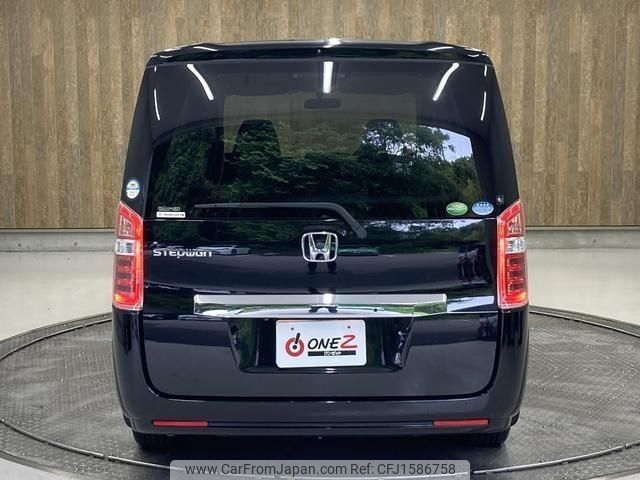 honda stepwagon 2014 CFJ1586758 image 2