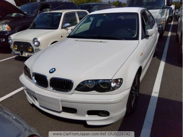 bmw 3-series 2004 -BMW--BMW 3 Series AV22--WBAET15050NF89402---BMW--BMW 3 Series AV22--WBAET15050NF89402- image 1